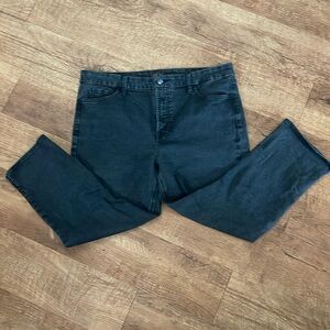7 For All Mankind gray capri jeans. Size 16
